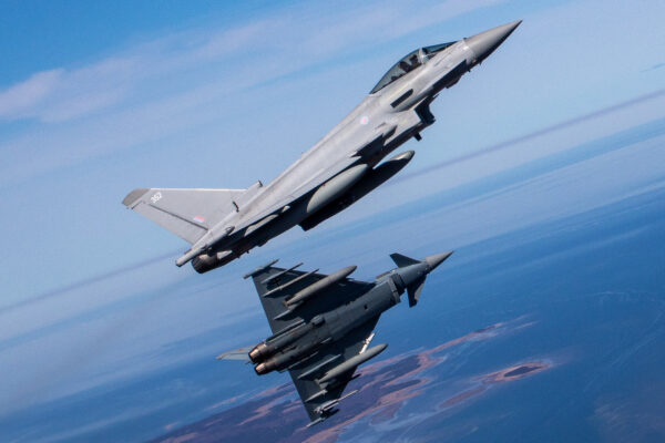 Eurofighter hävituslennukid õhus