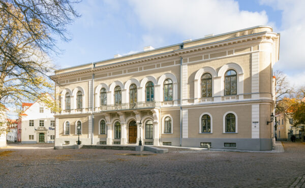 Rüütelkonna hoone