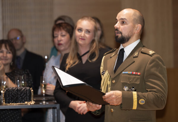 Major Toomas Rein loeb ette käskkirja