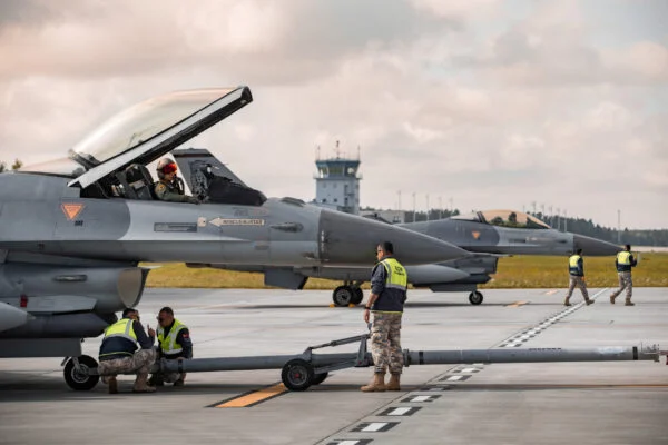 Türgi õhuväe hävitaja F-16